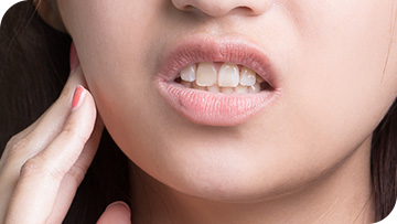 Symptoms of Tooth Sensitivity Symptoms of Tooth Sensitivity